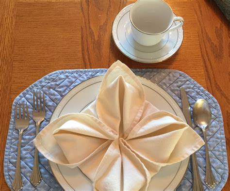 Magical Flower Napkins: Adding a Touch of Fantasy to Your Table
